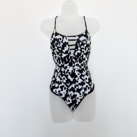 Maaji Reversible Cow Print One‎ Piece Swimsuit Black White Sz Medium Western NWT - Picture 1 of 10